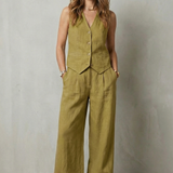 Linéaura – Relaxed tailored elegance – Vest and pants set