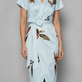 Lioravelle – Effortless wrap silhouette – Midi dress