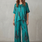 Marie – Abstract Print Detail – Wide-Leg Lounge Set
