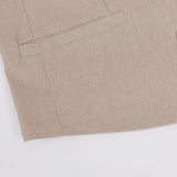 Conjunto clássico de calça pantalona com decote em V e pregas em algodão e linho.