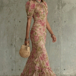 Roselique – Romantic floral silhouette – Maxi dress