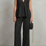 Rosélune – Soft ruffle elegance – Top and trouser set