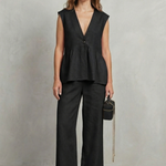 Rosélune – Soft ruffle elegance – Top and trouser set
