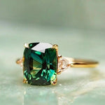 ANILLO ELEGANTE CUADRADO ESMERALDA