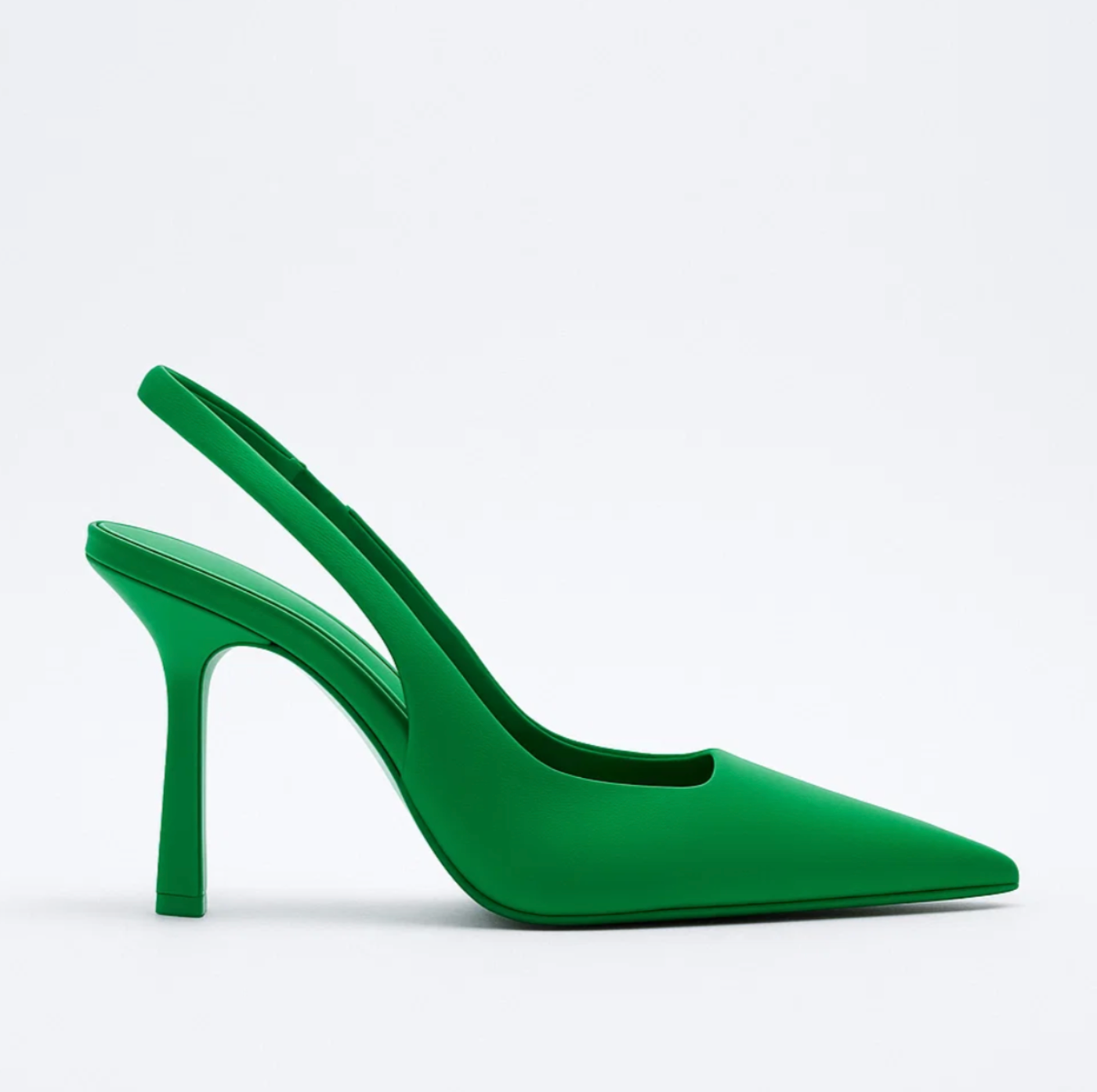SALONES SLINGBACK CON TACÓN CURVADO