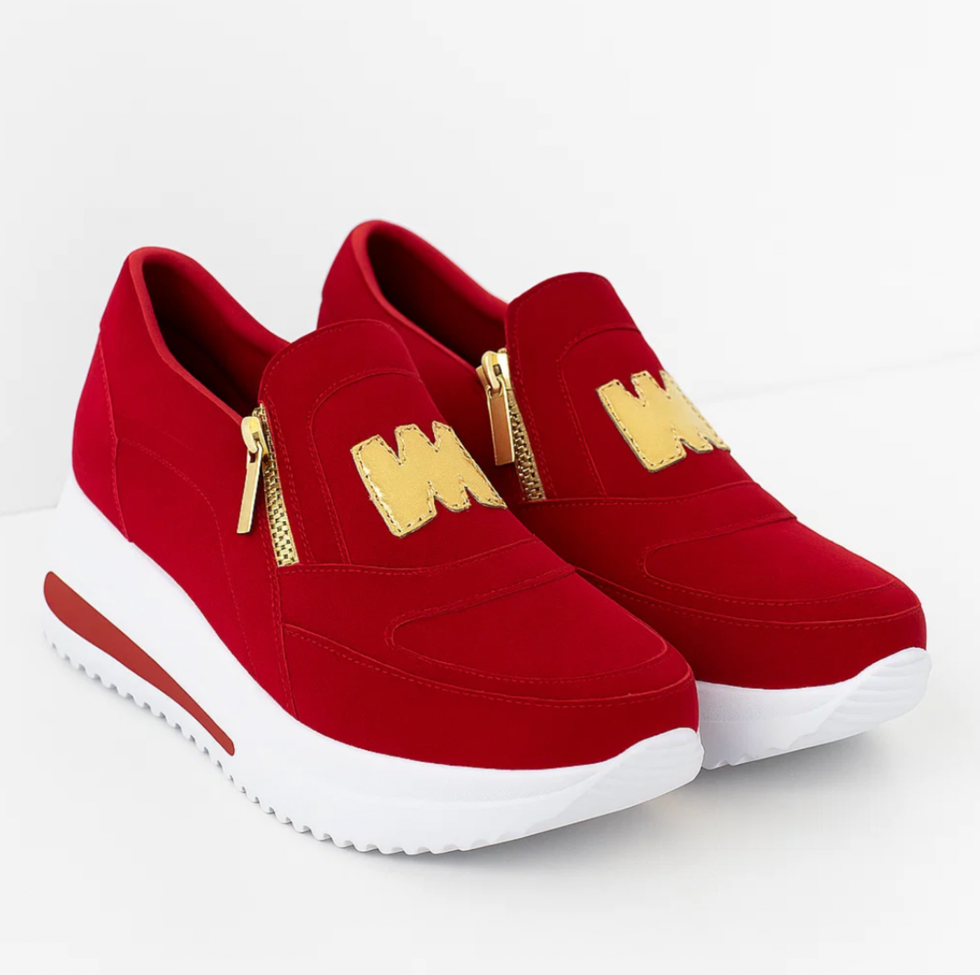 ZAPATILLAS DE PLATAFORMA CON ESTILO Y CONFORT