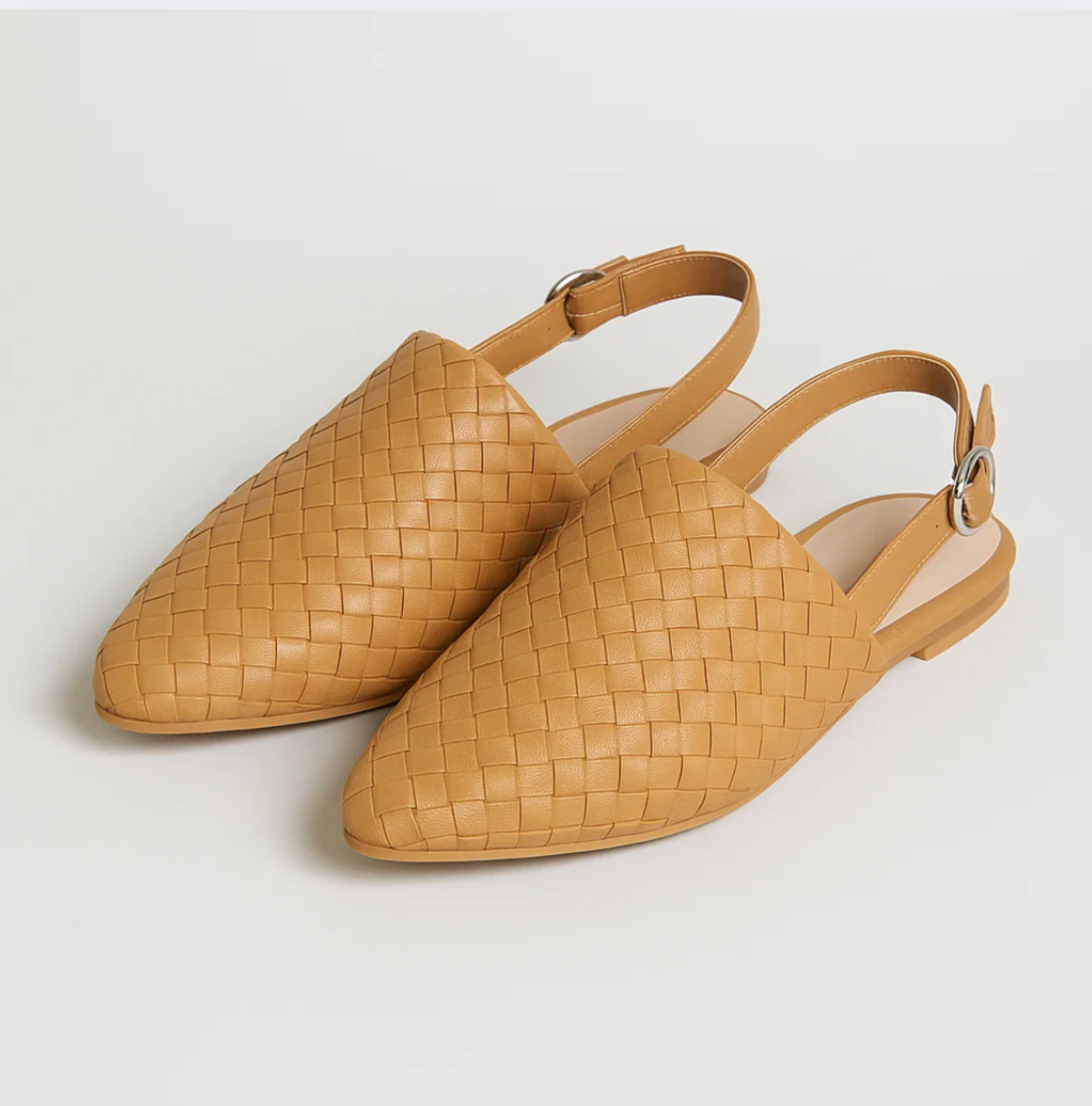 MOCASINES CON TEXTURA DE MALLA