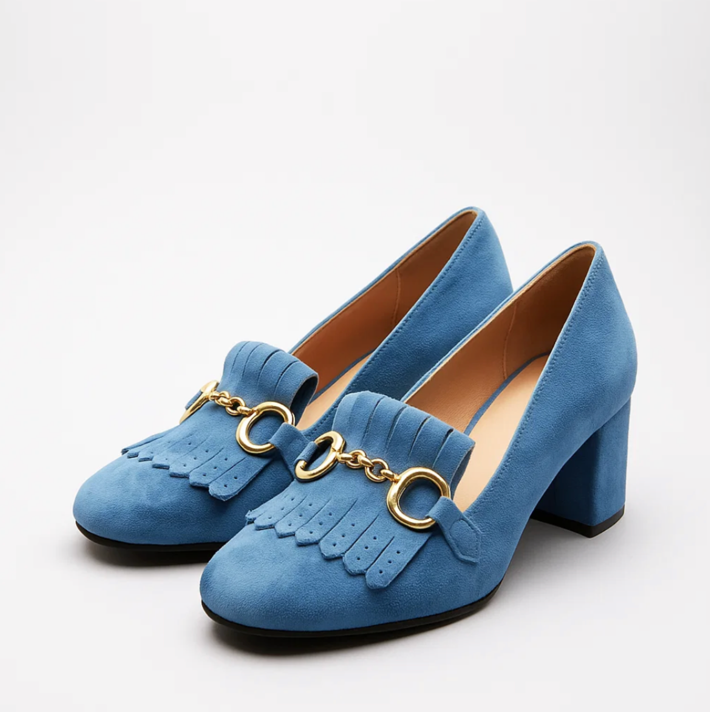 ZAPATOS DE TACÓN EN TERCIOPELO CON FLECOS Y TOQUE DE LUJO
