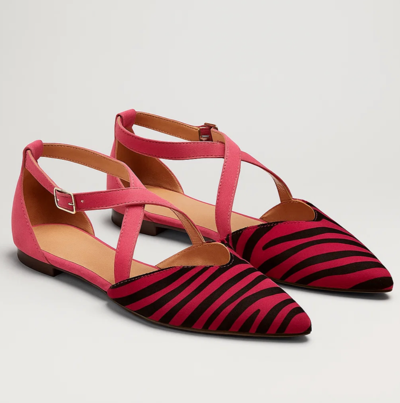 BAILARINAS CON ESTAMPADO DE CEBRA Y COMODIDAD