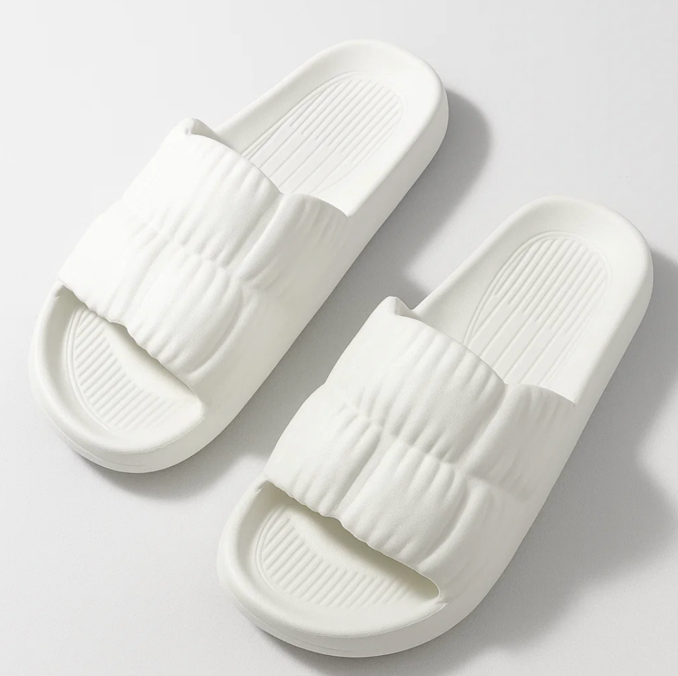 SANDALIAS SLIP-ON CON AMORTIGUACIÓN ULTRASUAVE