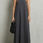 Seravelle – Cross-halter elegance – Maxi dress