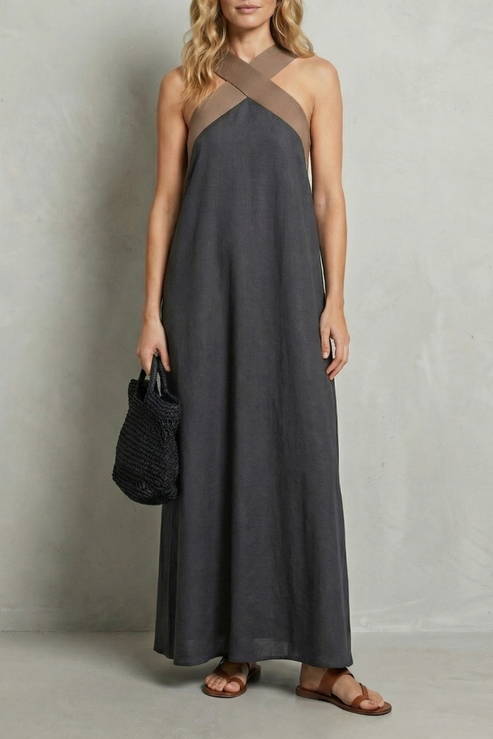 Seravelle – Cross-halter elegance – Maxi dress
