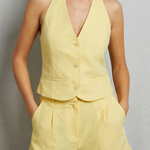 Soléane – Backless summer tailoring – Vest and short set