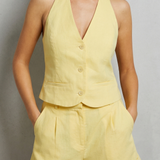 Soléane – Backless summer tailoring – Vest and short set