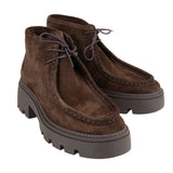 BOTINES DE ANTE CON SUELA ROBUSTA