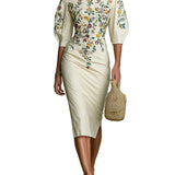 VESTIDO FLORAL CON MANGAS MEDIAS Y ABERTURA