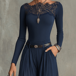 CONJUNTO AZUL MARINO CON ENCAJE Y PANTALÓN PLISADO - VALERINA MARBELLA