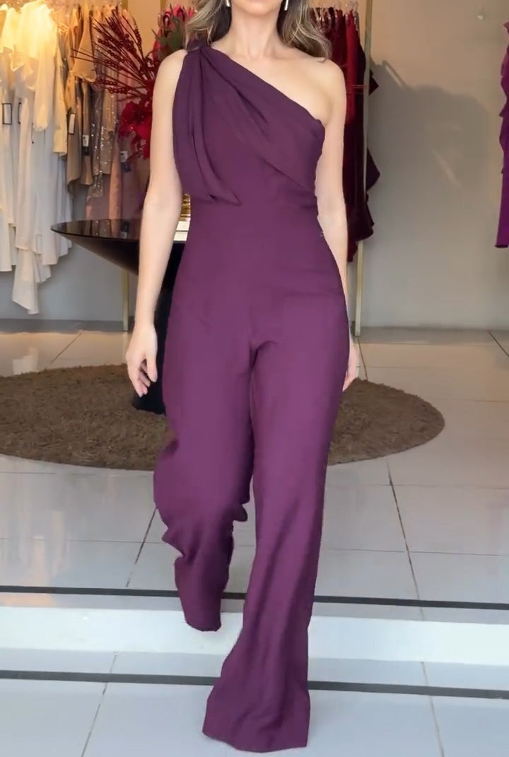 Macacão roxo de um ombro só