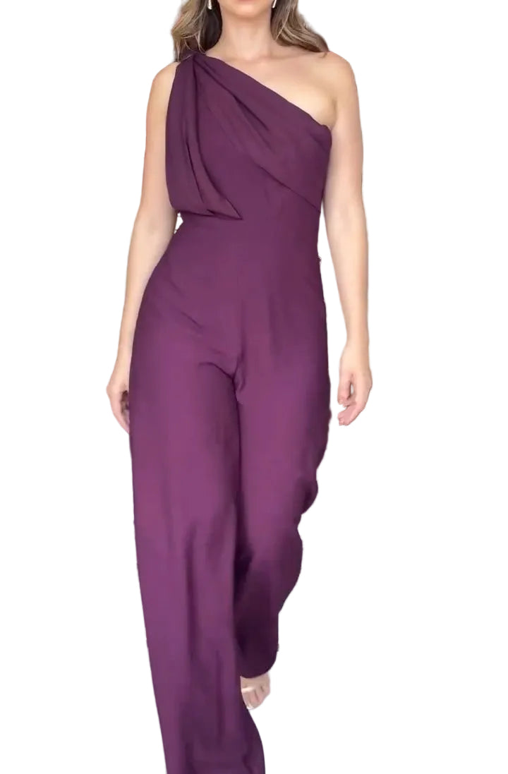 Macacão roxo de um ombro só