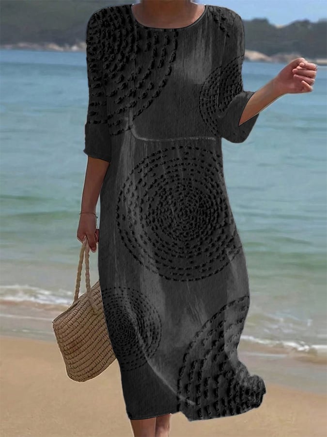 VESTIDO DE PLAYA CON BORDADO GEOMÉTRICO – DETALLE ARTESANAL