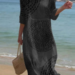 VESTIDO DE PLAYA CON BORDADO GEOMÉTRICO – DETALLE ARTESANAL