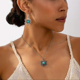 CONJUNTO VINTAGE TURQUESA FLOR PLATA PLAQUÉ COLLAR & BOUCLE OREILLE