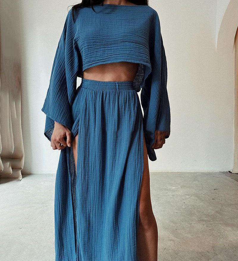 Conjunto casual de duas peças em algodão e linho com fenda elegante.