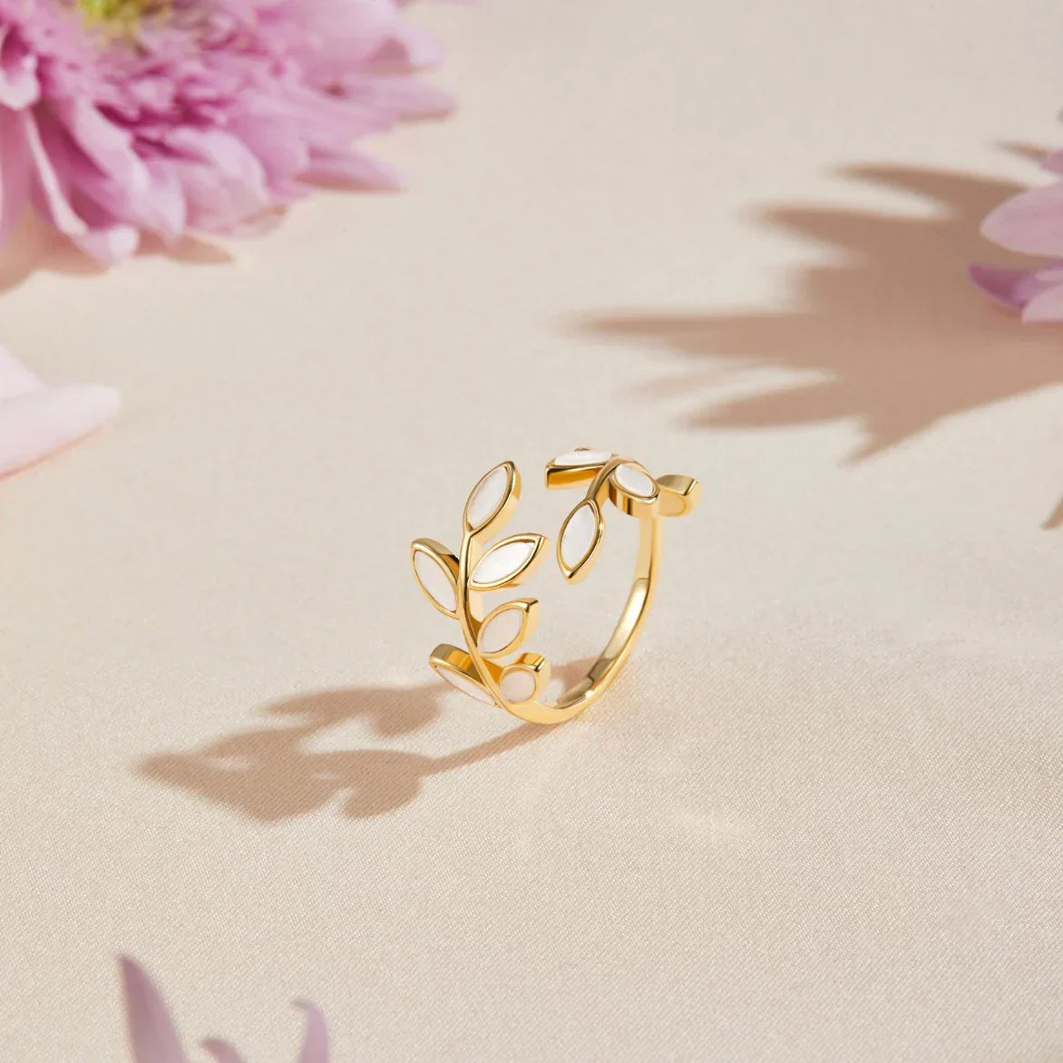 ANILLO NERAYA DELICADO FEUILLE OUVERT | ORO