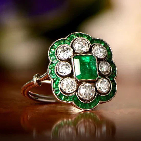 ANILLO VINTAGE ESMERALDA