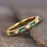 ANILLO VINTAGE VERDE INCRUSTÉ CIRCONA ORO