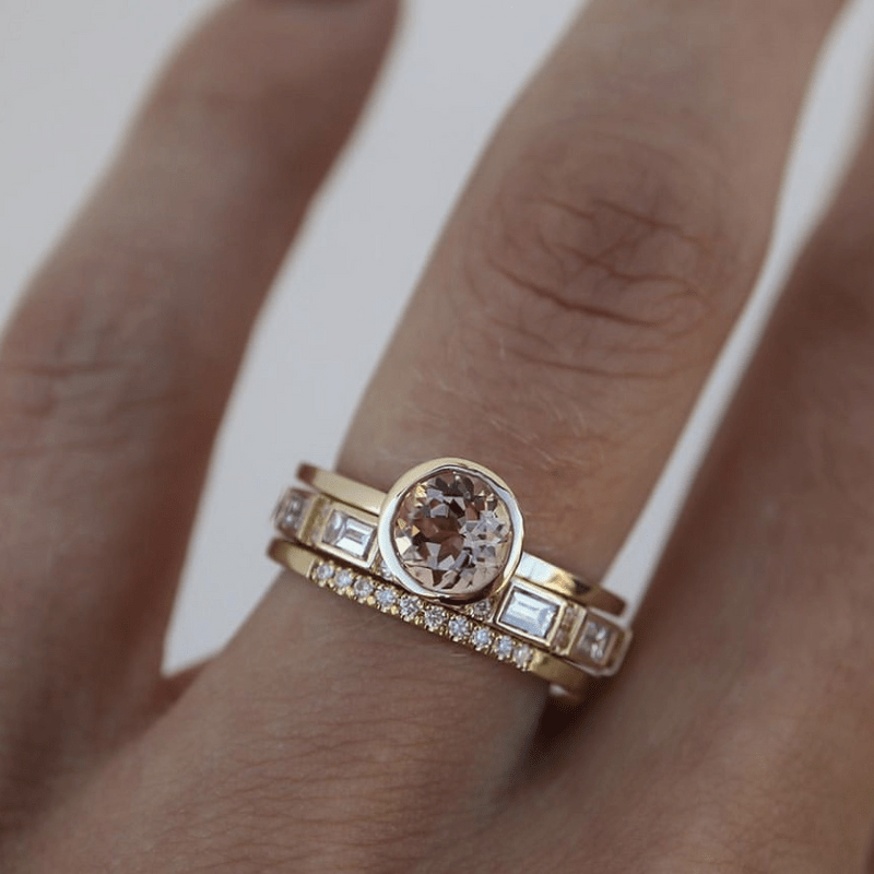 ANILLO ELEGANTE INCRUSTÉ CRISTAL ORO
