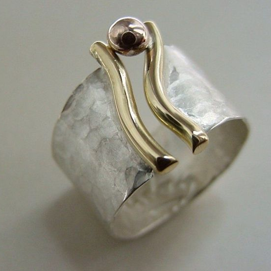 ANILLO VINTAGE ORO HAND Y PLATA