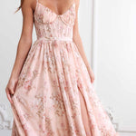 Vestido longo floral com babados e fenda