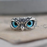 ANILLO HIBOU DE BONNE CHANCE RÉGLABLE EN PLATA Y ÓPALO