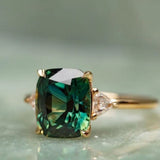 ANILLO VINTAGE VERDE PIERRE PRECIOSA ORO